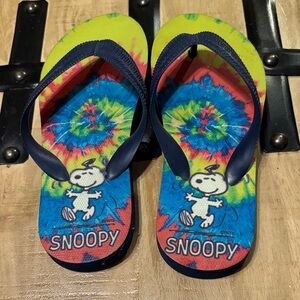 Peanuts Snoopy Kids Flip Flops - Tie-Dye Blue and Yellow